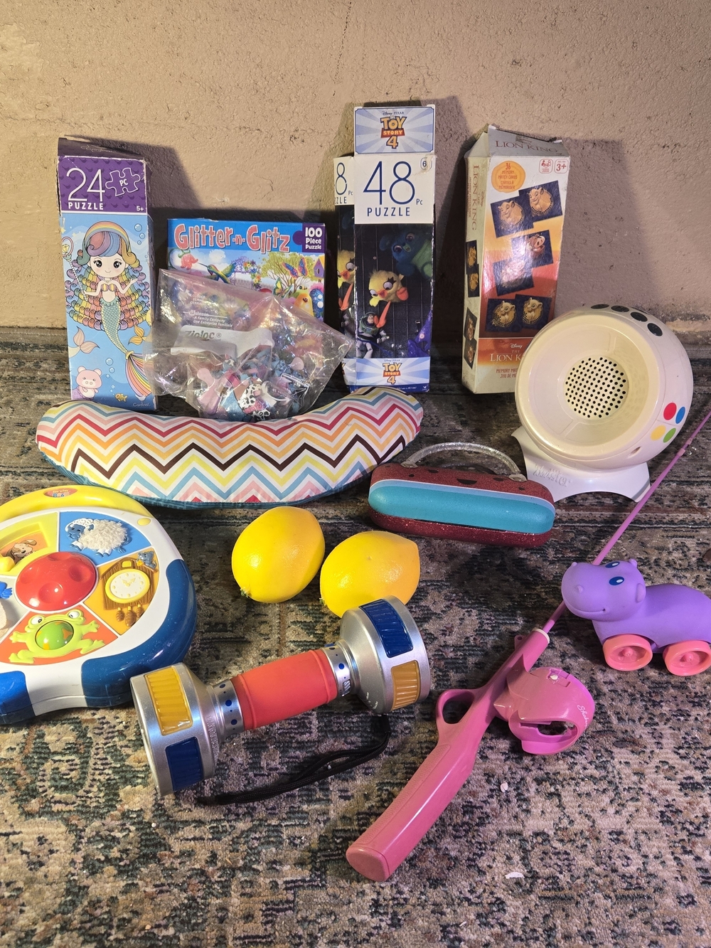 Mixed Lot Of 13 Kids Toys Mixed Brands Puzzles, Lights And Sound Disney And Etc.